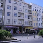 Am Hermannplatz