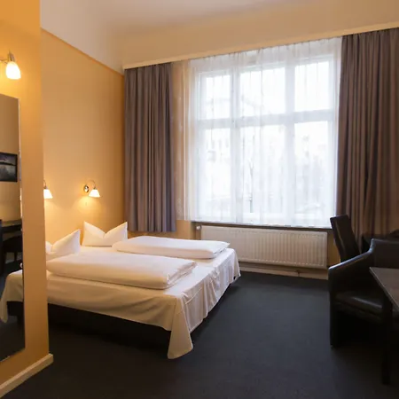 Am Hermannplatz Guest house