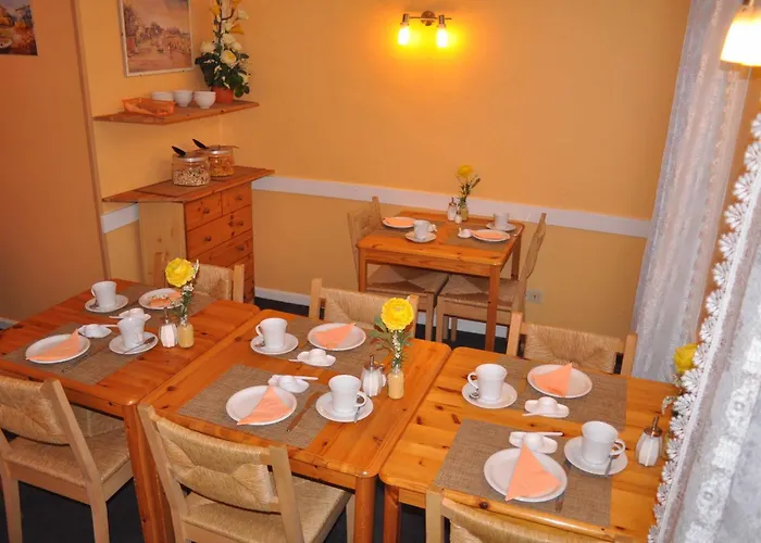 Guest house Am Hermannplatz 2*