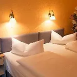 Am Hermannplatz بيت ضيافة 2*