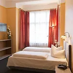 بيت ضيافة Am Hermannplatz برلين