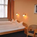 Am Hermannplatz 2* برلين