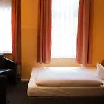 Am Hermannplatz بيت ضيافة 2*