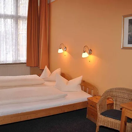 Am Hermannplatz 2* Berlin