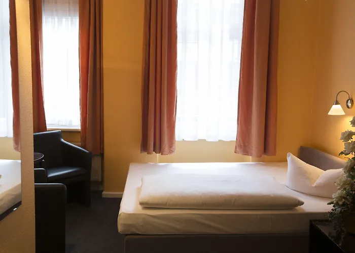 Πανσιόν Am Hermannplatz 2*