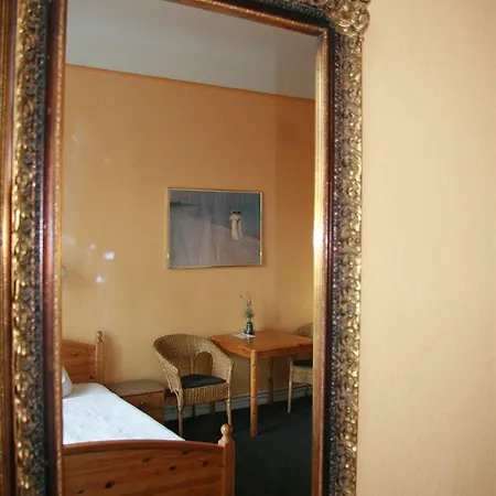 Am Hermannplatz Gæstehus Berlin