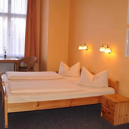 Am Hermannplatz Gæstehus Berlin